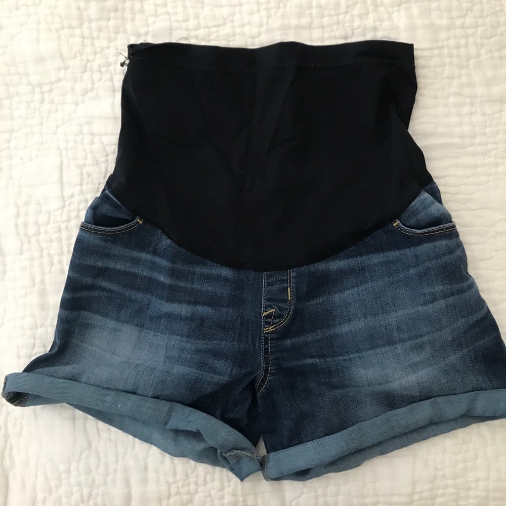 Liz Lange denim maternity shorts